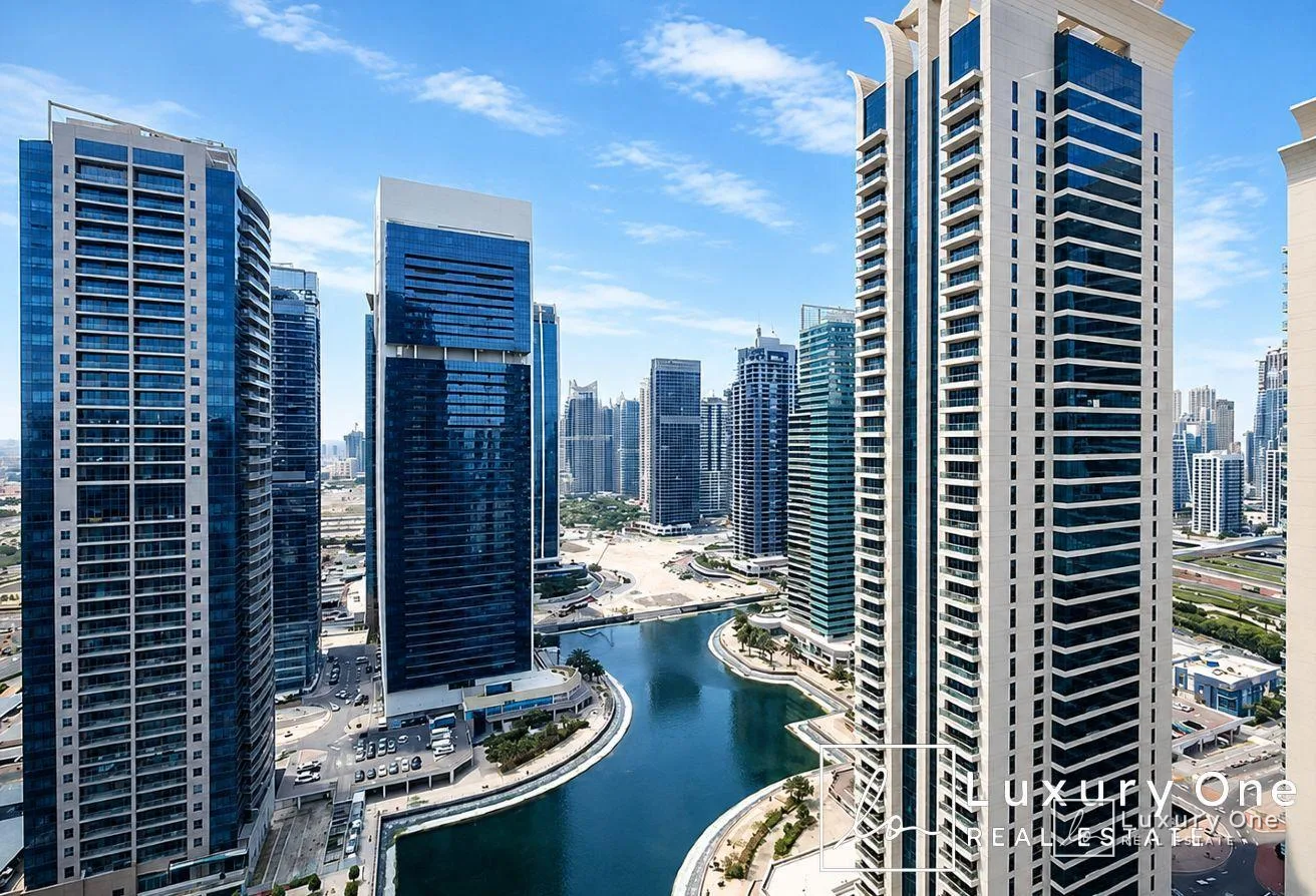 Available Immediately | Community Expert | DMCC