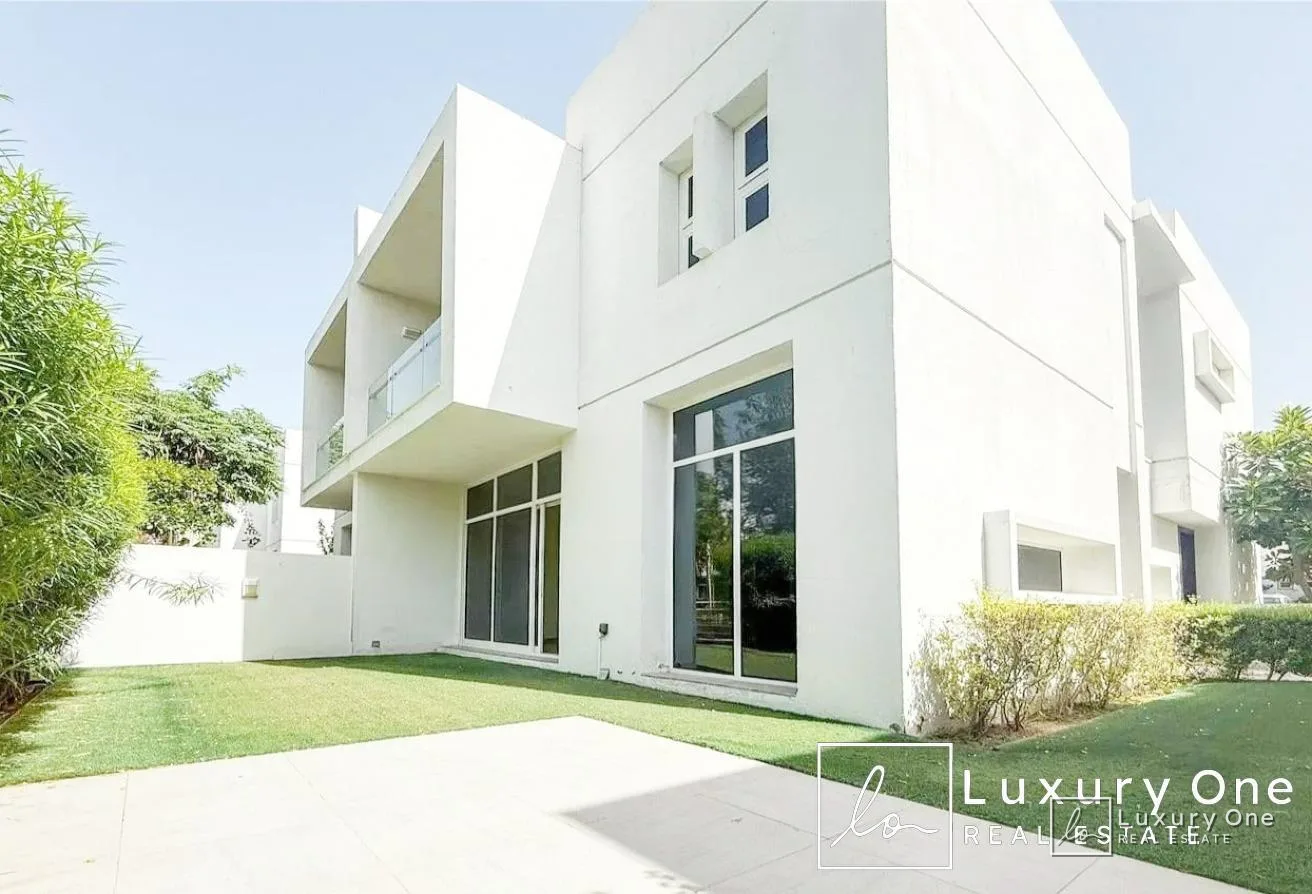 Single Row | Close to Exit | Garden View