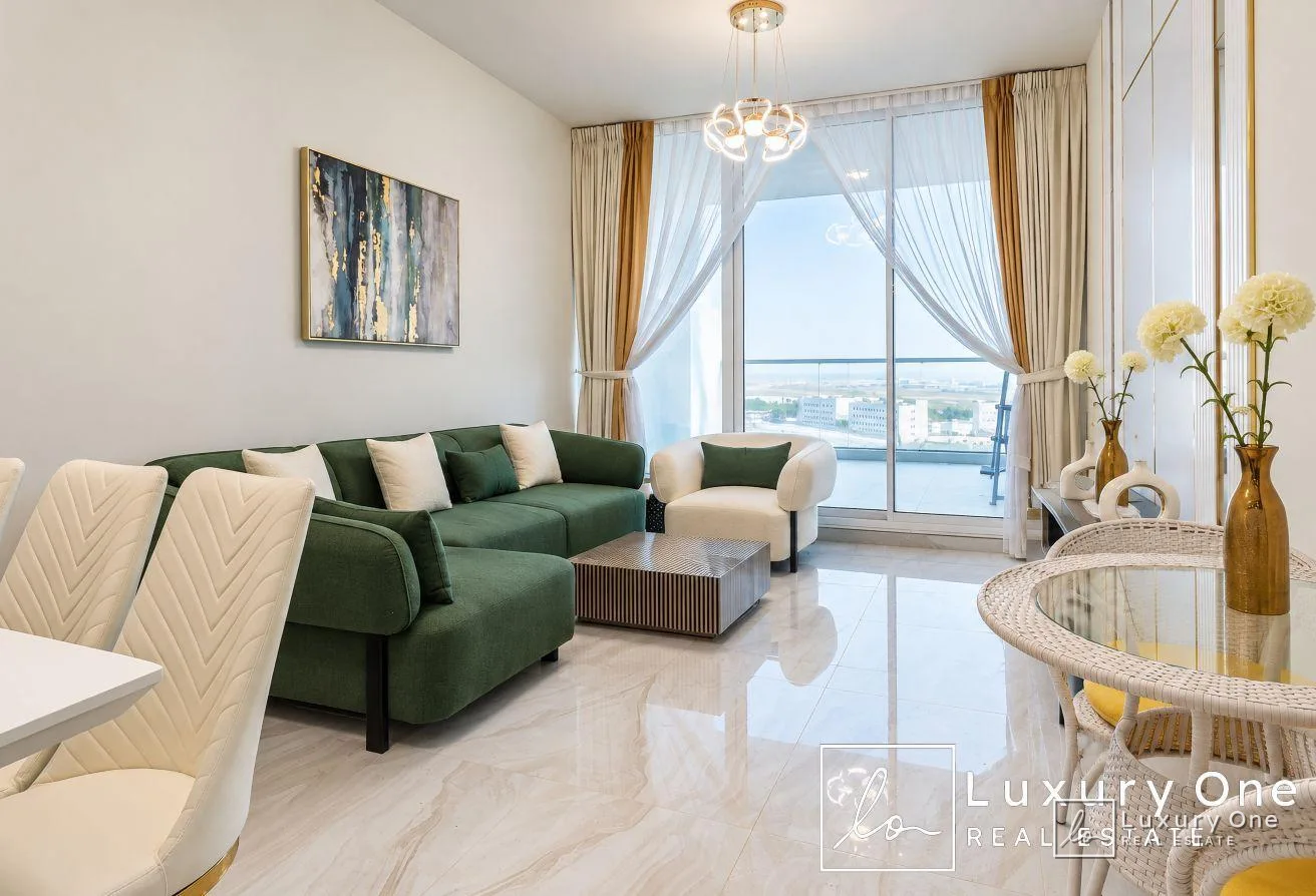 Furnished 3BR | Multiple Views | Private Pool