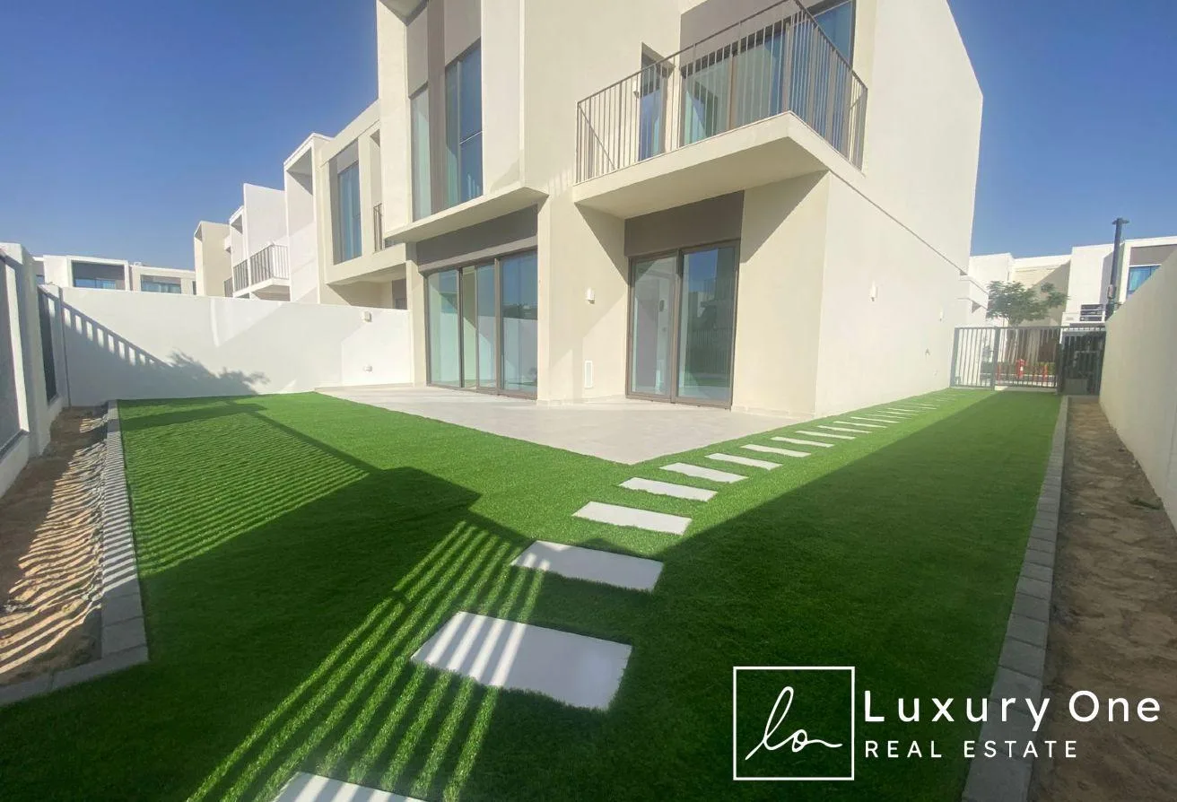 Brand New | 4 Beds+Maid | Large Layout | Vacant