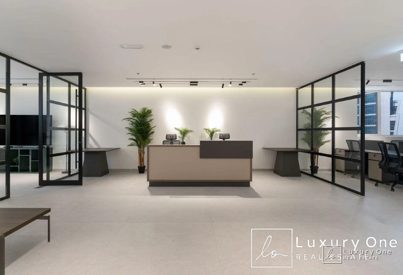 PREMIUM OFFICE | FURNISHED | READY TO MOVE
