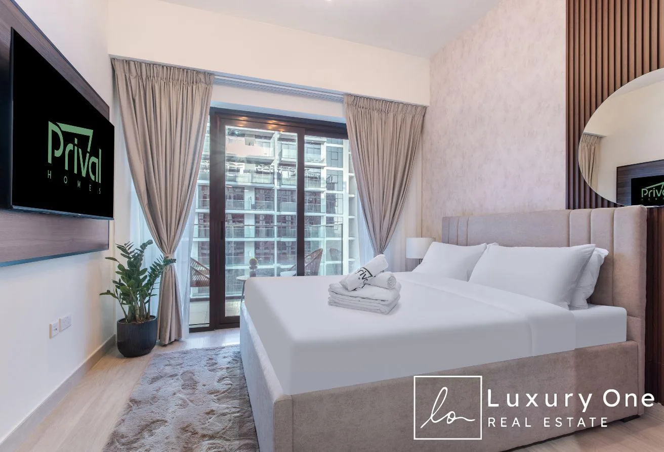 Fully Furnished I Chiller Free I 4 Cheques