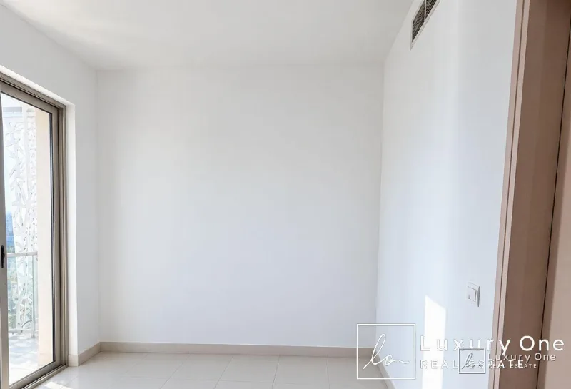Best Deal | 3BR Villa | Private Garden | Park View photo 9