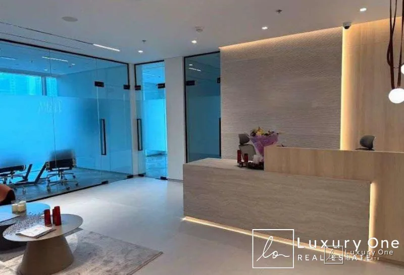 Luxury Fitout | Floor to Ceiling windows | Corner| photo 4