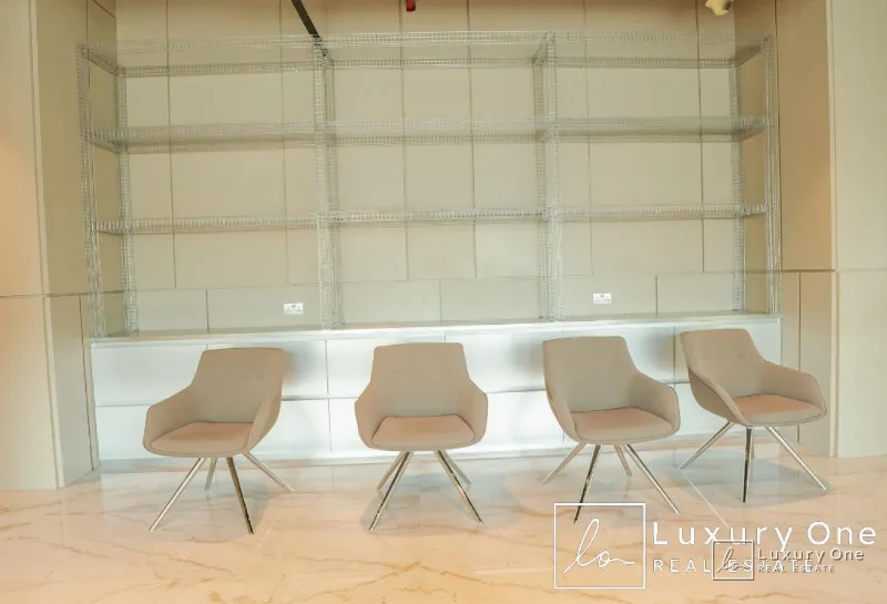 FULLY FURNISHED | CANAL VIEW | AGENT ON SITE photo 7