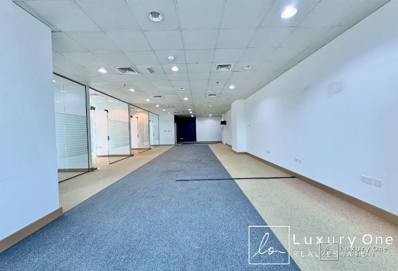Fitted with Cabins | Canal View | Corner | Genuine photo 3