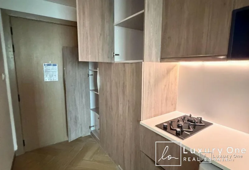 Furnished | Sea and SZR View | All Bills Inclusive photo 6