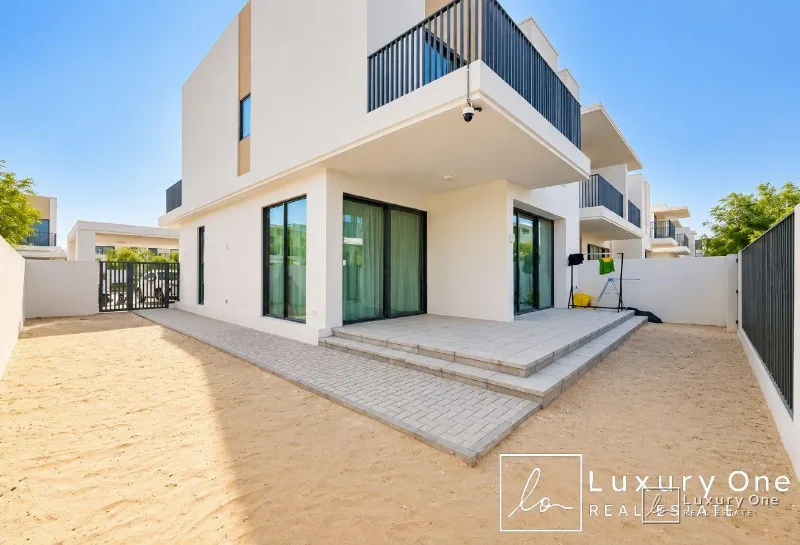 Hot Deal | Furnished | Corner Unit | Ready to Move photo 13