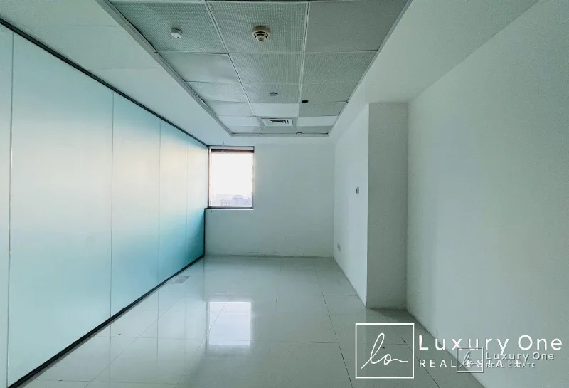 Fitted Office | Less Traffic | Vastu Unit photo 13