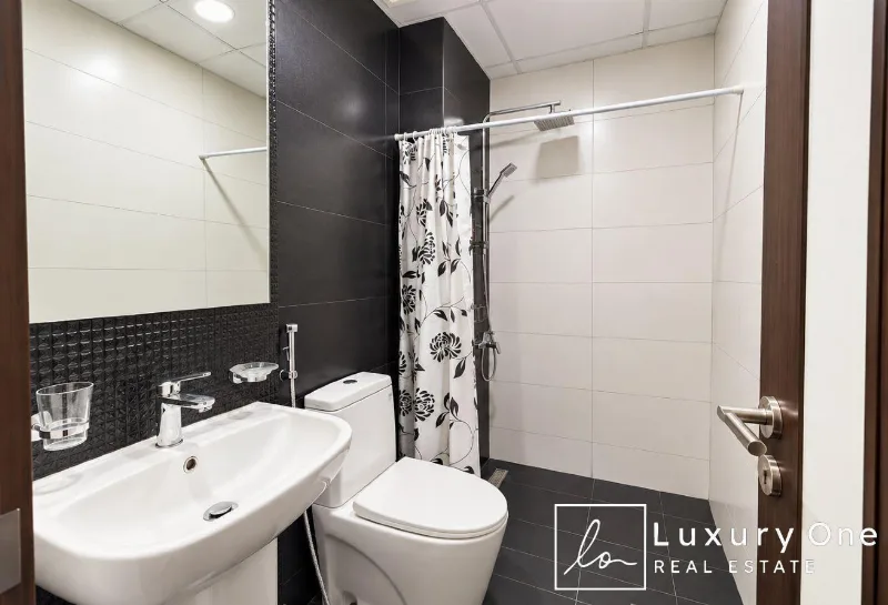 Semi Furnished | High Floor | Pool View photo 6
