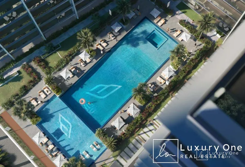 Largest Layout | High Floor | Open View photo 9