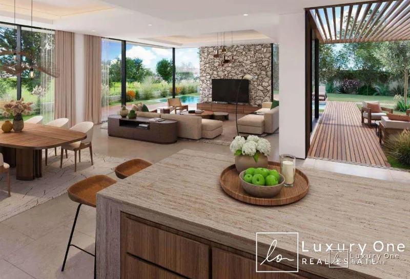 Below OP | 6BR Luxury Villa | Private Pool photo 4