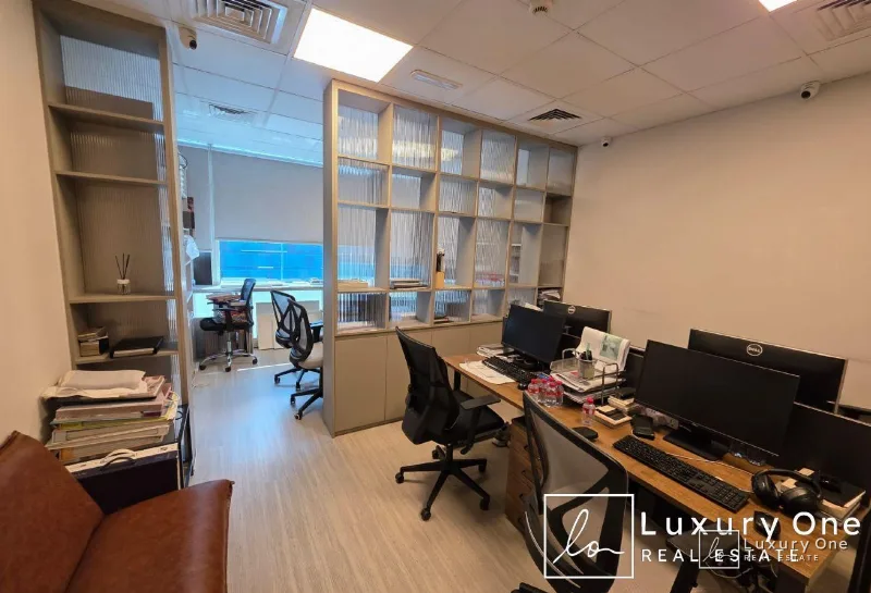 GENUINE | FULLY FITTED | PRIME LOCATION photo 10