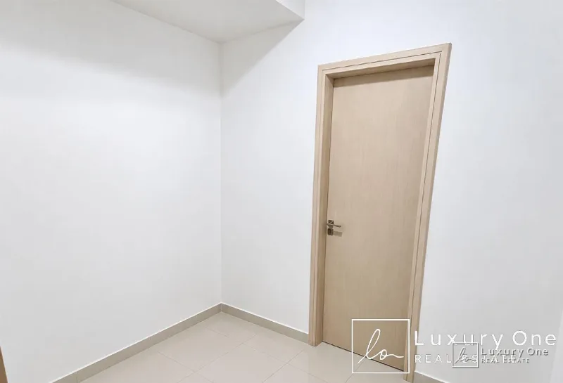 Best Deal | 3BR Villa | Private Garden | Park View photo 7