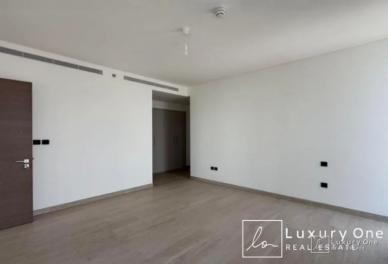 Corner Unit | Best View | Brand New | Balcony photo 7
