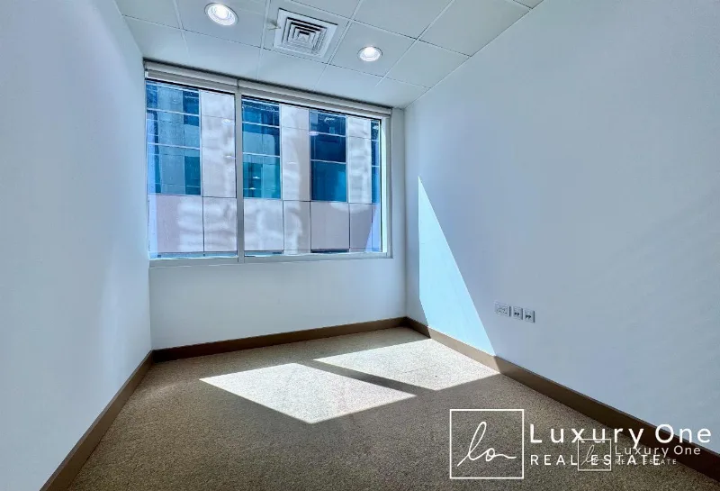 Fitted with Cabins | Canal View | Corner | Genuine photo 12