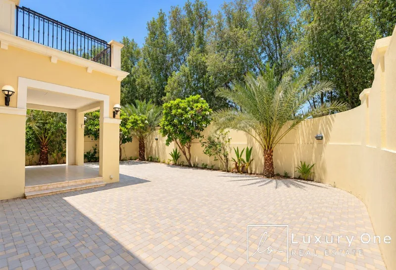 Corner Unit | Single Row | 4BR | Ready to Move In photo 16