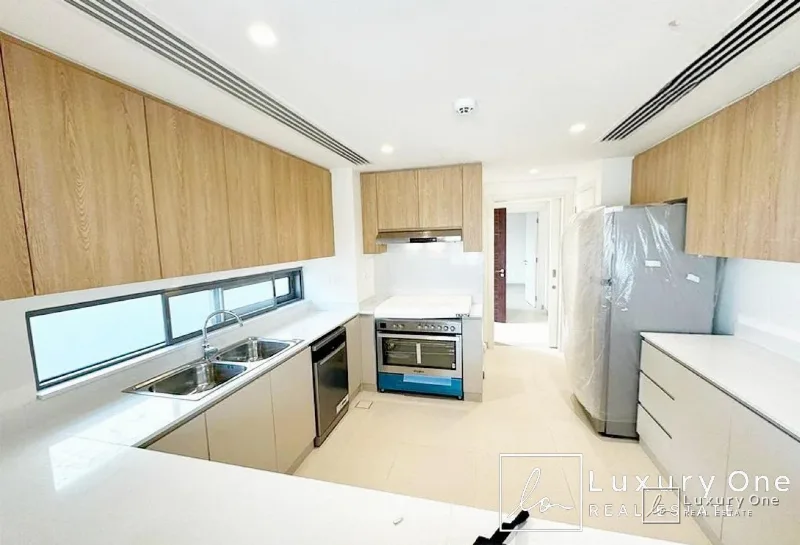 Brand New | Rooftop Terrace | Close to Amenities photo 3