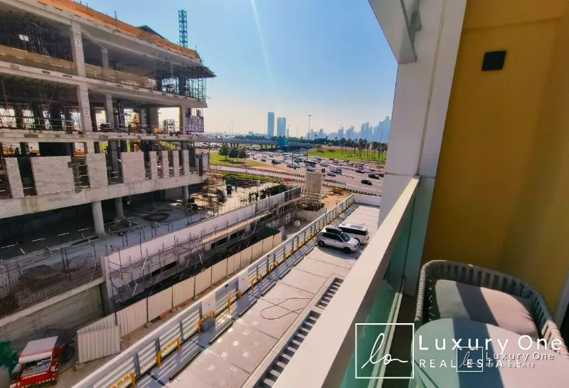 Fully Furnished | Spacious Layout | Vacant photo 7