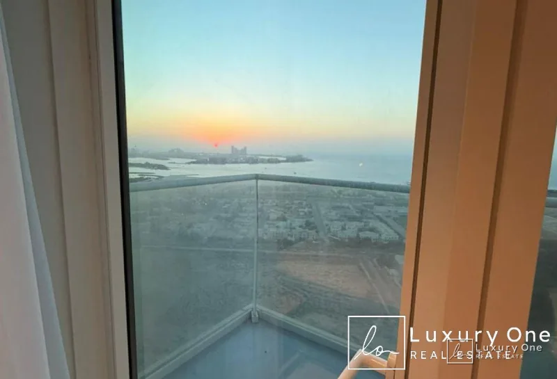 Sea and Skyline View | All Bills Included | Vacant photo 19