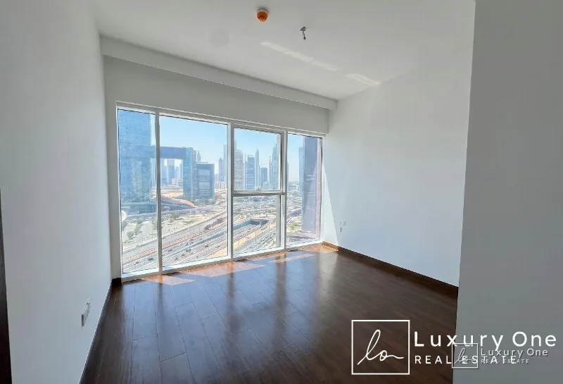 Near Metro and Park  | Dubai Frame View photo 4