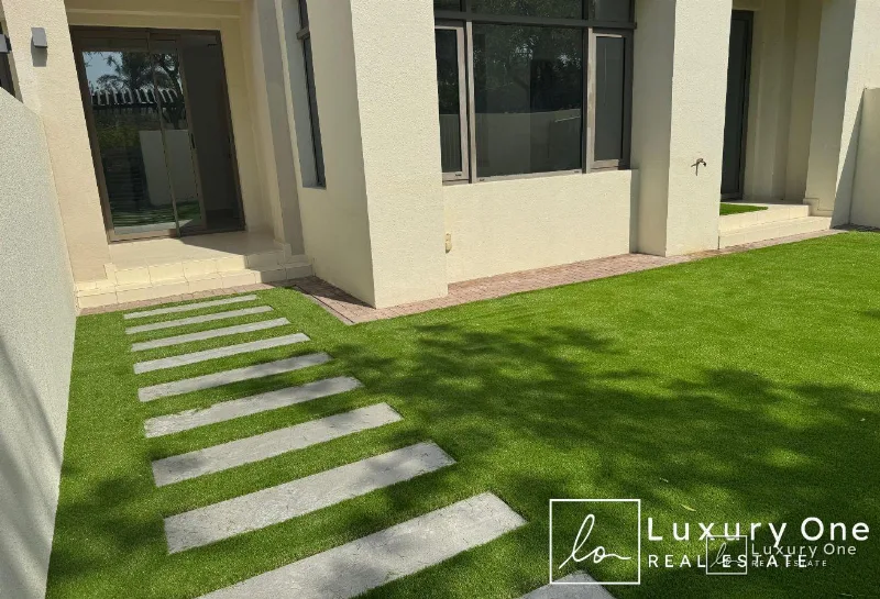 Best Deal | 3BR Villa | Private Garden | Park View photo 16