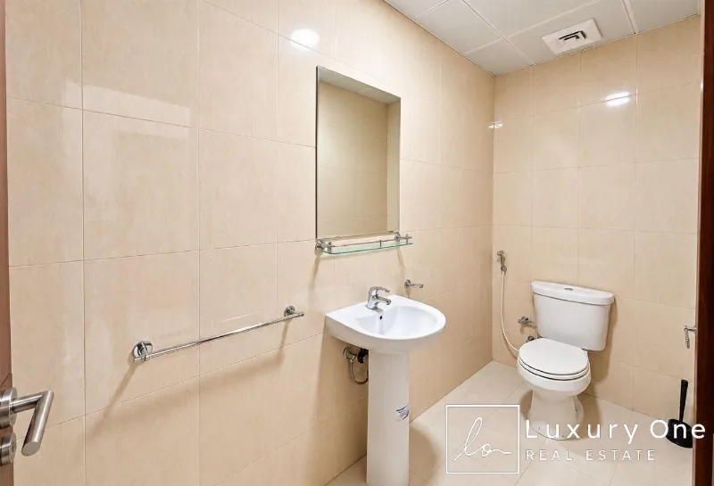 Ideal Location | Flexible Cheques | Near MOE Metro photo 6