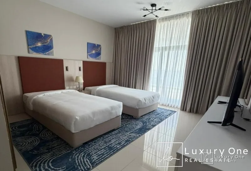 3BR | Sea and Skyline View | All Bills Included photo 7