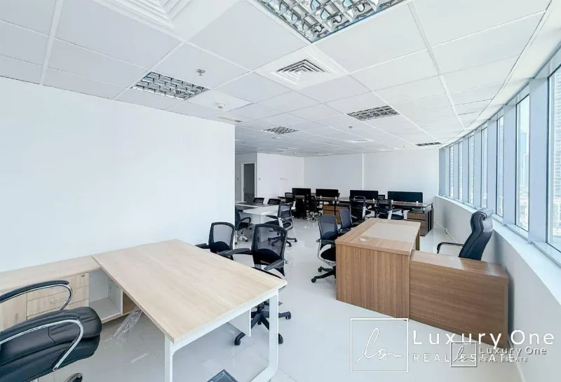 Damac XL Tower | Furnished Office | Ready photo 3