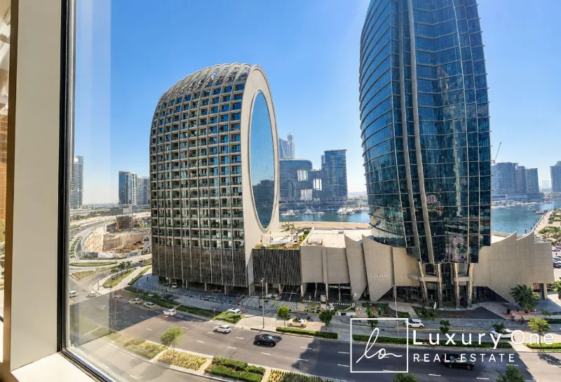 GENUINE | FULLY FURNISHED | CANAL VIEW photo 12