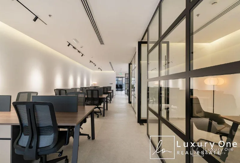 PREMIUM OFFICE | FURNISHED | READY TO MOVE photo 15