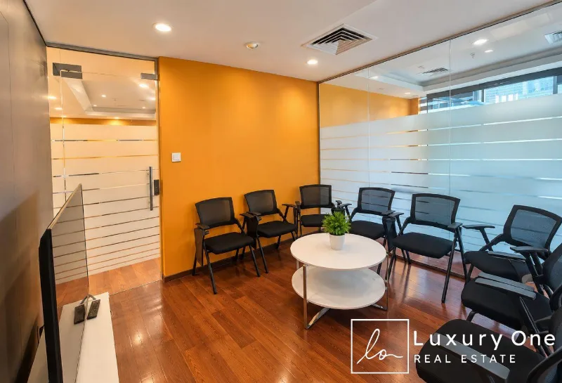 GENUINE | FULLY FURNISHED | CANAL VIEW photo 13