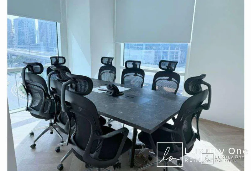 Vacant | Fully Upgraded | Agent on Site| 7 Parking photo 18