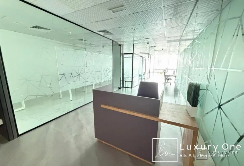 Fully Furnished | Open layout | Flexible Cheques photo 13