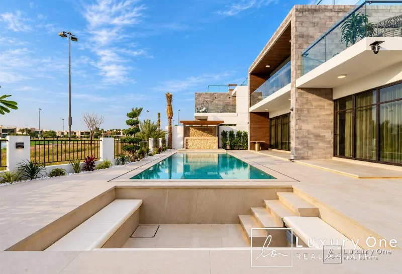 Corner Villa | Private Pool | Golf and Lake View photo 6