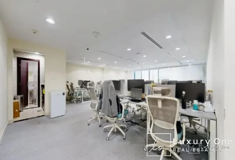 Available Immediately | Community Expert | DMCC photo 4