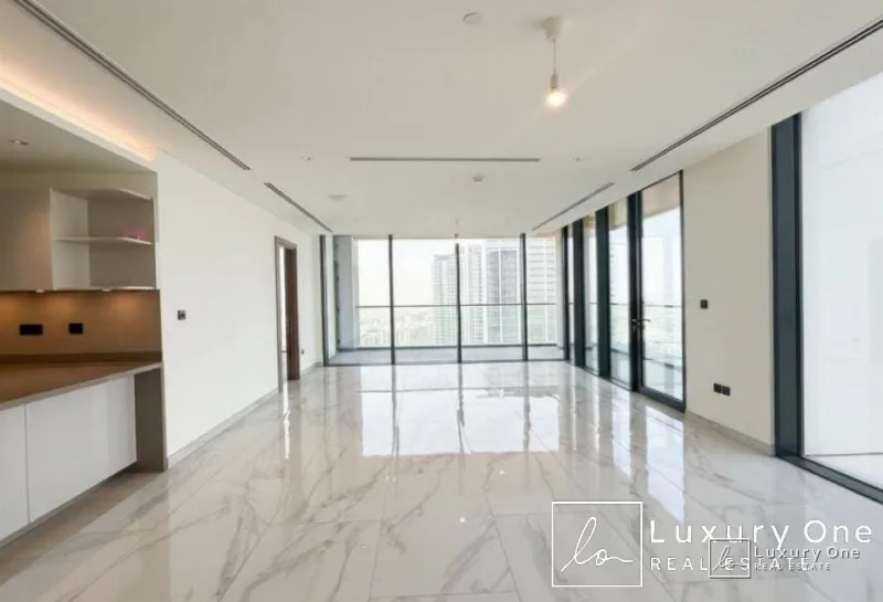 Corner Unit | Best View | Brand New | Balcony photo 3