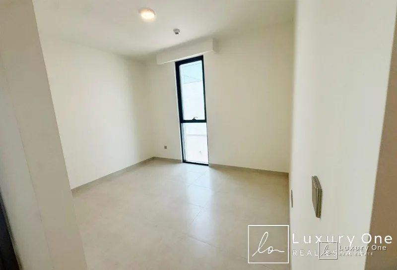 Single Row | Garden View | Corner Unit photo 13