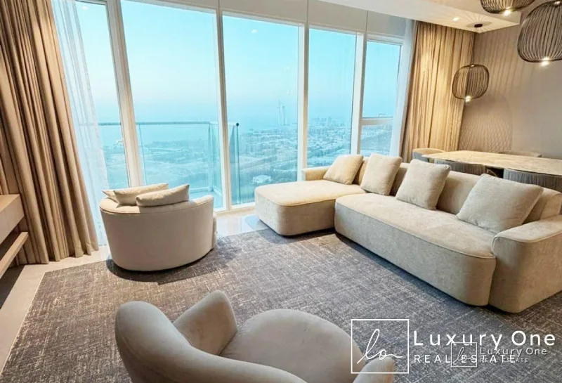 Sea and Skyline View | All Bills Included | Vacant photo 3