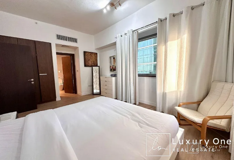 Fully Furnished | Spacious Layout | Community View photo 3
