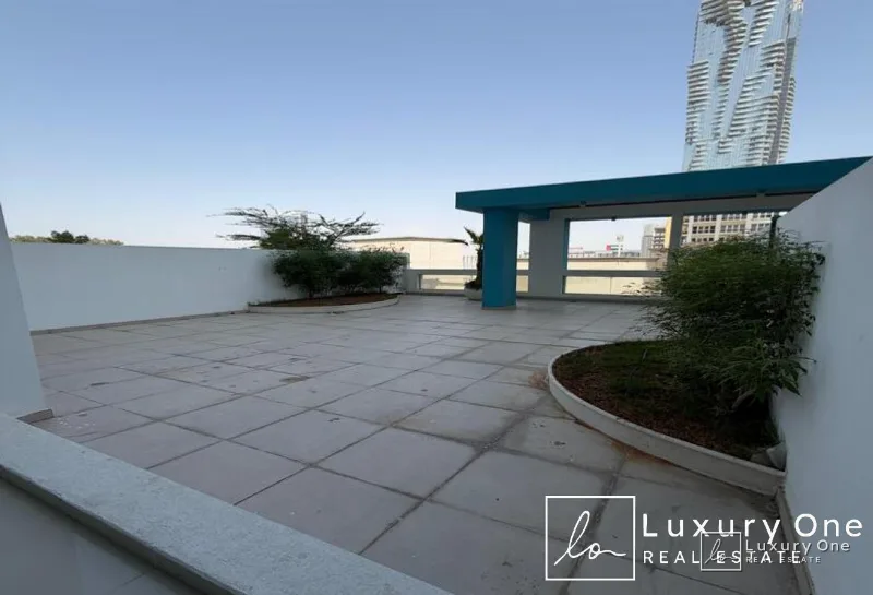 1BR | Sea and Skyline View | All Bills Included photo 6