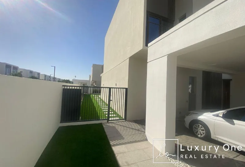Brand New | 4 Beds+Maid | Large Layout | Vacant photo 21