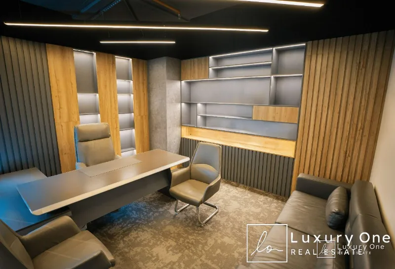 EXCLUSIVE | FULLY FURNISHED | LUXURY FITOUT photo 4