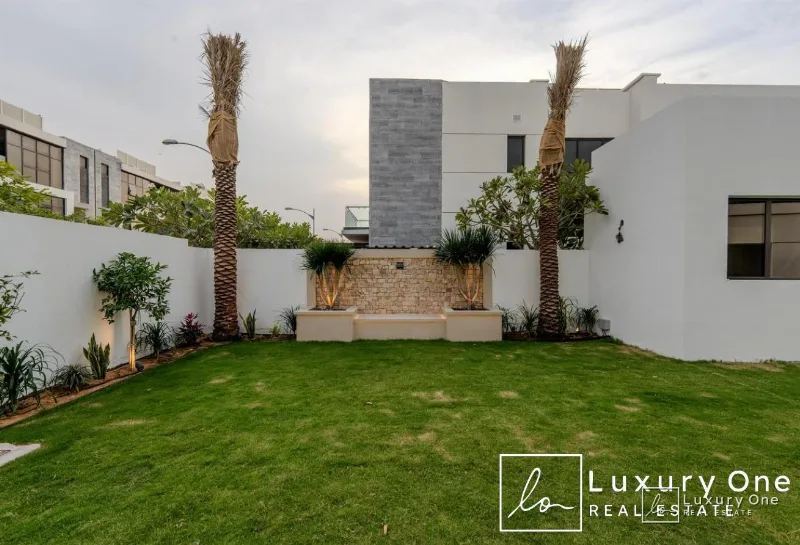 Corner Villa | Private Pool | Golf and Lake View photo 12