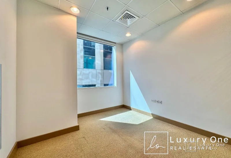 Fitted with Cabins | Canal View | Corner | Genuine photo 10