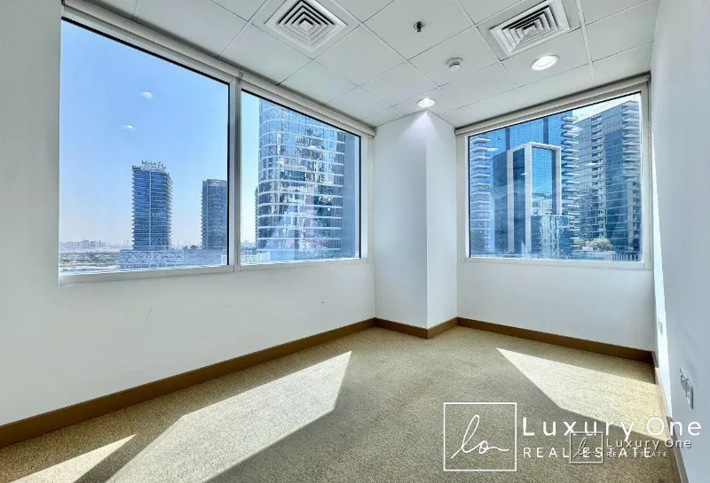 Fitted with Cabins | Canal View | Corner | Genuine photo 4