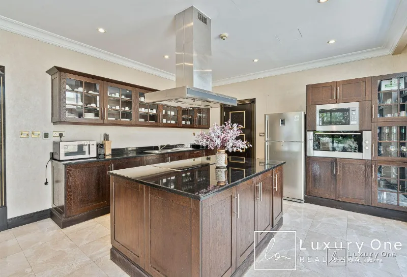 5BR Furnished Villa | Private Pool | Royal Residen photo 3