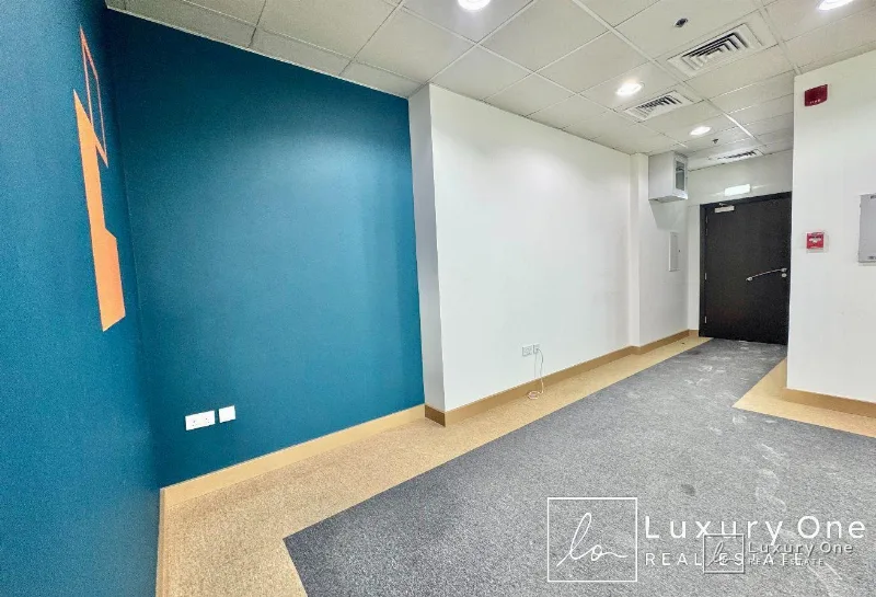 Fitted with Cabins | Canal View | Corner | Genuine photo 16