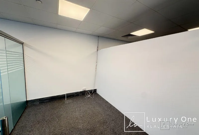 GENUINE | FULLY FITTED  | BRIGHT OFFICE photo 10
