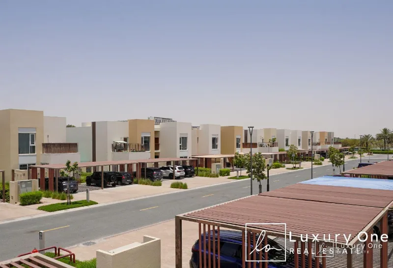 Exclusive | Furnished | Pool and Park View photo 19